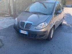 Marrone Usata 2004 Lancia Musa Monovolume | 2000 €