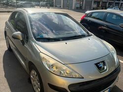 Grigio Usata 2007 Peugeot 207 Due volumi | 2600 € (Buon prezzo)