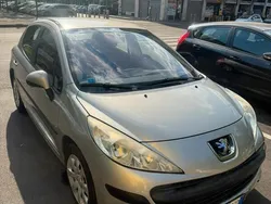 Usata 2007 Peugeot 207 Due volumi | 2600 € (Buon prezzo)