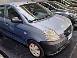 Blu/azzurro Usata 2006 Kia Picanto EX Due volumi | 1900 € (Ottimo prezzo)