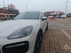 Usata 2023 Porsche Cayenne SUV | 95.000 € (Molto cara)