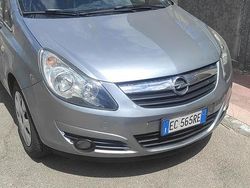 Grigio Usata 2010 Opel Corsa Tre volumi | 3500 € (Ottimo prezzo)