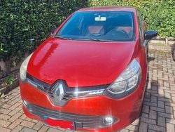 Rosso Usata 2012 Renault Clio IV Tre volumi | 4000 € (Buon prezzo)