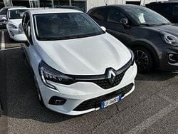 Bianco Usata 2018 Toyota Yaris Hybrid Active Due volumi | 12.450 € (Buon prezzo)