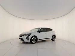 Bianco Usata 2024 Mitsubishi Colt Invite Tre volumi | 16.300 € (Buon prezzo)