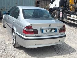 Grigio Usata 2002 BMW 330 Tre volumi | 2800 € (Ottimo prezzo)