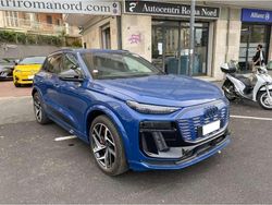 Blu/azzurro Usata 2024 Audi SQ6 e-tron Edition .1 SUV | 79.900 €