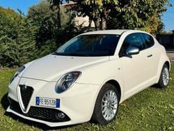 Bianco Usata 2016 Alfa Romeo MiTo Due volumi | 8900 € (Buon prezzo)
