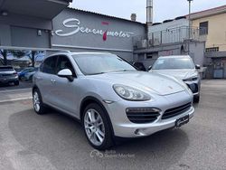 Grigio metallizzato Usata 2011 Porsche Cayenne SUV | 19.900 € (Buon prezzo)