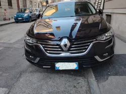 Blu/azzurro Usata 2016 Renault Talisman Initiale Paris Tre volumi | 15.900 € (Cara)
