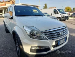 Bianco Usata 2015 Ssangyong Rexton SUV | 9900 € (Buon prezzo)