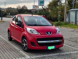 Rosso Usata 2009 Peugeot 107 Due volumi | 5000 € (Cara)