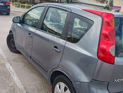 Grigio Usata 2008 Nissan Note Monovolume | 2500 € (Molto cara)