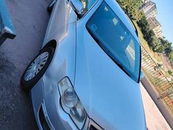 Grigio Usata 2006 VW Passat Station wagon | 1800 € (Ottimo prezzo)