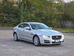 Argento Usata 2019 Jaguar XE Tre volumi | 17.900 € (Ottimo prezzo)