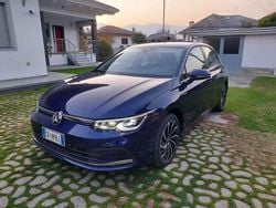 Atlantic blue Usata 2020 VW Golf VIII Edition Tre volumi | 18.500 € (Ottimo prezzo)