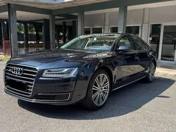 Blu/azzurro Usata 2017 Audi A8 Ambiente Tre volumi | 28.499 € (Buon prezzo)