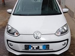 Bianco Usata 2013 VW up! Due volumi | 7000 € (Buon prezzo)
