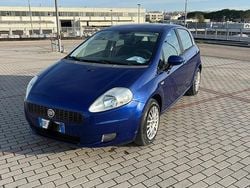 Blu Usata 2009 Fiat Grande Punto Due volumi | 2150 € (Super prezzo)