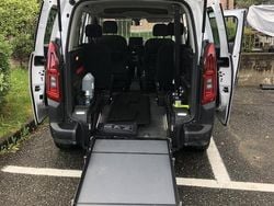 Bianco Usata 2024 Citroën Berlingo Monovolume | 34.000 € (Cara)