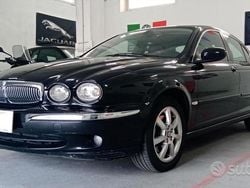 Nero Usata 2005 Jaguar X-type Tre volumi | 4900 € (Buon prezzo)