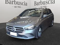 Grigio Usata 2020 Mercedes B180 Business Monovolume | 22.800 € (Buon prezzo)