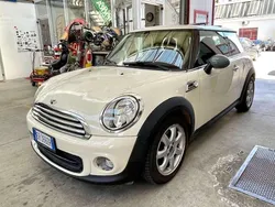 Bianco Usata 2014 Mini ONE Due volumi | 6900 € (Ottimo prezzo)