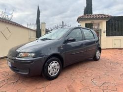 Grigio Usata 2001 Fiat Punto Tre volumi | 1999 € (Molto cara)