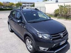 Usata 2016 Dacia Sandero Ambiance Due volumi | 7000 € (Buon prezzo)