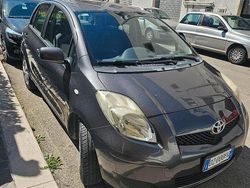 Usata 2009 Toyota Yaris Due volumi | 3500 €