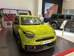 Acid green Nuova 2025 Fiat 600E Abarth Tre volumi | 38.900 €
