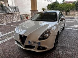 Bianco Usata 2010 Alfa Romeo Giulietta Tre volumi | 4800 € (Super prezzo)