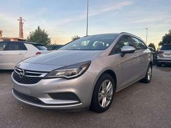 Grigio Usata 2016 Opel Astra Business Station wagon | 7950 € (Ottimo prezzo)