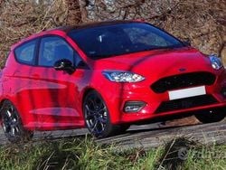 Rosso Usata 2018 Ford Fiesta ST-Line Tre volumi | 10.000 € (Buon prezzo)