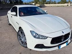 Bianco Usata 2015 Maserati Ghibli Tre volumi | 27.900 € (Buon prezzo)
