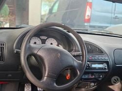 Usata 2000 Citroën Saxo Due volumi | 7500 €