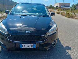 Nero Usata 2017 Ford Focus Titanium Tre volumi | 7250 € (Ottimo prezzo)