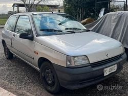 Grigio Usata 1991 Renault Clio Due volumi | 1300 €