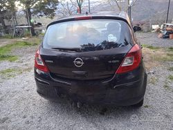 Nero Usata 2007 Opel Corsa Tre volumi | 3000 €