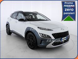 Bianco/nero Usata 2022 Hyundai Kona SUV | 22.800 € (Molto cara)