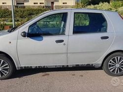 Grigio Usata 2008 Fiat Punto Tre volumi | 2500 €