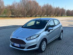 Argento Usata 2016 Ford Fiesta Business Edition Tre volumi | 6000 € (Buon prezzo)