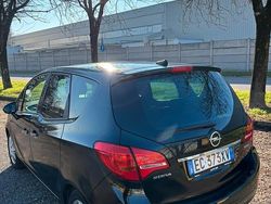 Nero Usata 2010 Opel Meriva Monovolume | 3000 € (Buon prezzo)