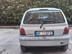 Grigio Usata 1999 Renault Twingo Due volumi | 750 € (Ottimo prezzo)
