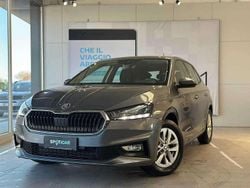 Grigio Usata 2022 Skoda Fabia Ambition Tre volumi | 13.800 € (Buon prezzo)