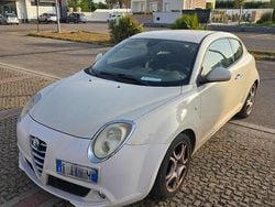 Bianco Usata 2010 Alfa Romeo MiTo Due volumi | 3200 € (Buon prezzo)