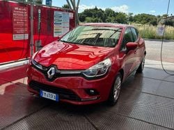 Rosso Usata 2017 Renault Clio IV Zen Tre volumi | 8990 € (Buon prezzo)