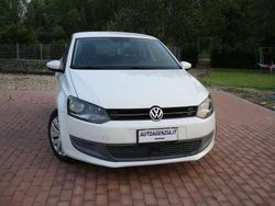 Bianco Usata 2010 VW Polo Comfortline Tre volumi | 6500 € (Cara)