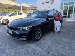 Nero Usata 2020 BMW 320 Sport Line Station wagon | 23.500 € (Buon prezzo)