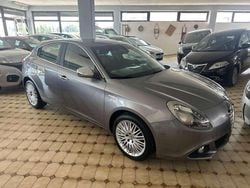Grigio Usata 2016 Alfa Romeo Giulietta Exclusive Due volumi | 8900 € (Buon prezzo)